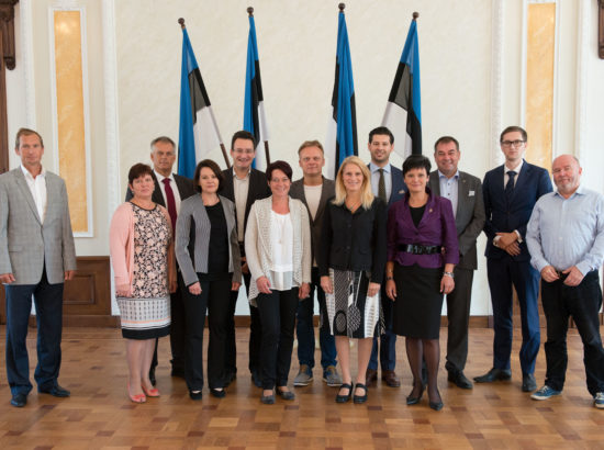 XIII Riigikogu parlamendirühmad
